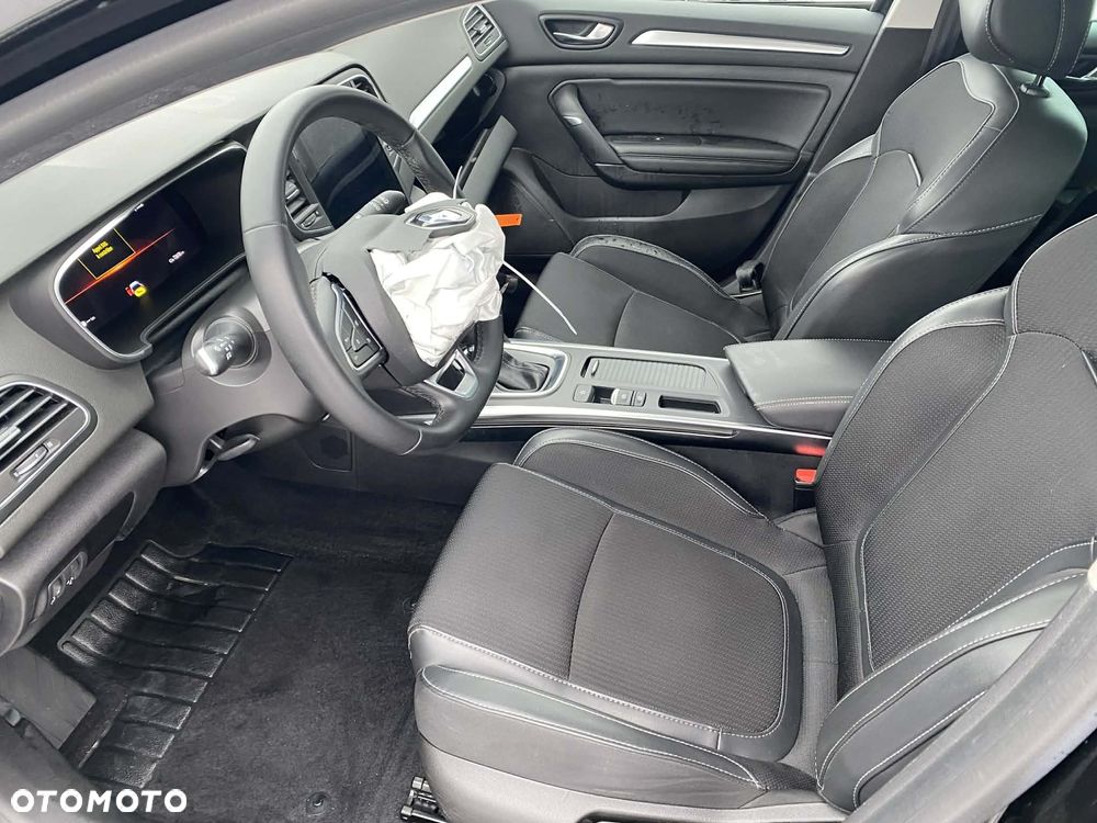 Renault Megane 1.5 Blue dCi Intens EDC - 9