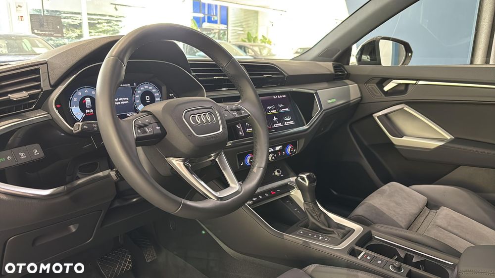 Audi Q3 35 TFSI mHEV S-Line S tronic - 9