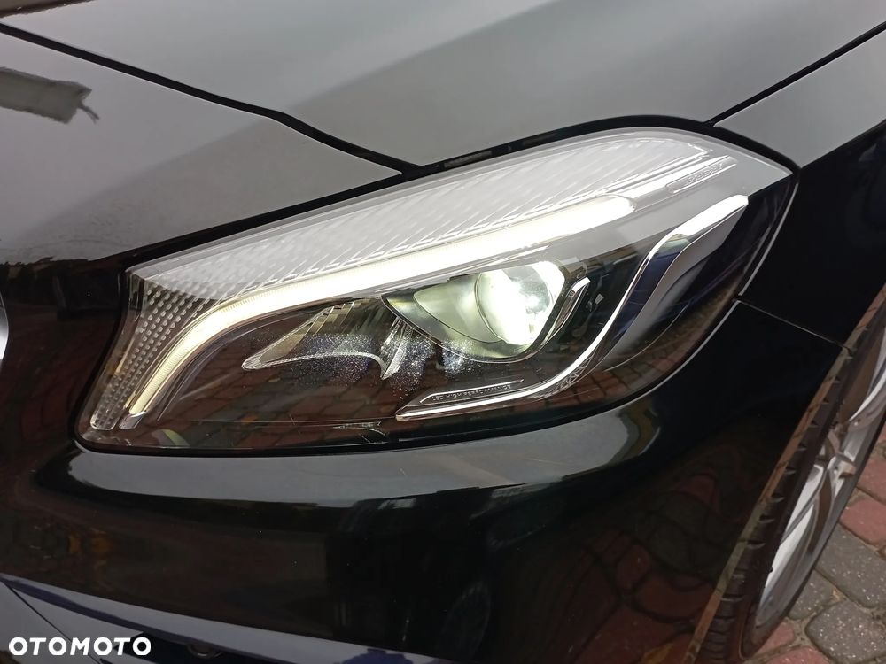 Mercedes-Benz Klasa A AMG 45 4-Matic - 29