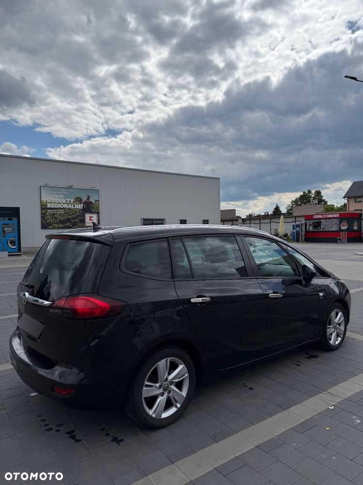 Opel Zafira - 8