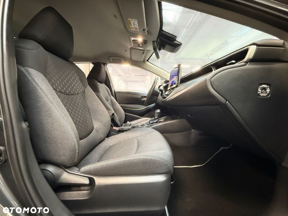 Toyota Corolla 1.8 Hybrid Comfort - 22