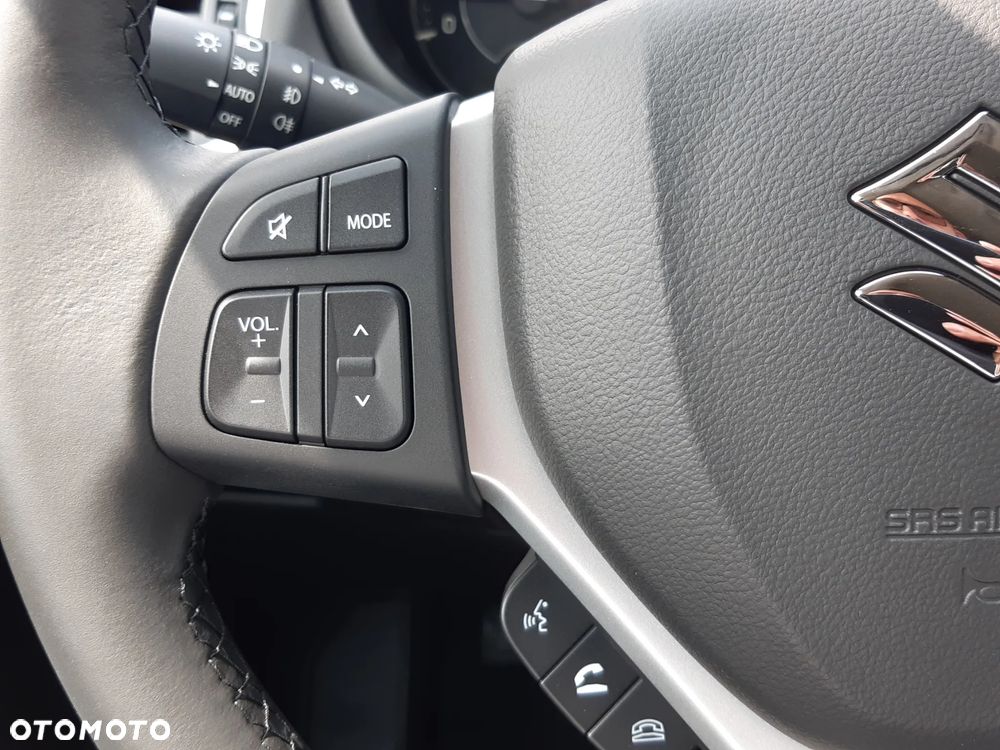 Suzuki S-Cross 1.4 BoosterJet mHEV Premium Plus SP - 11