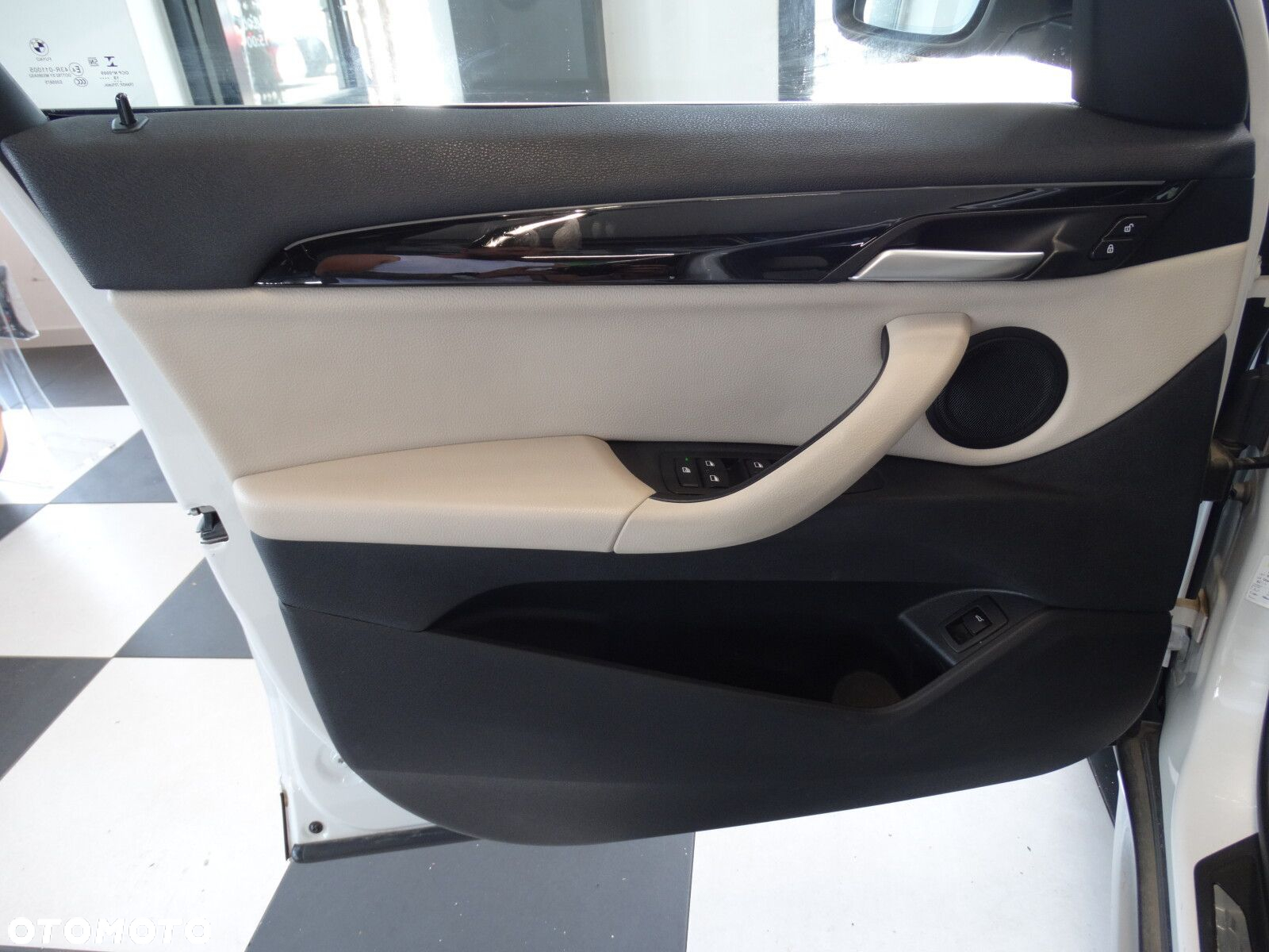 BMW X1 - 20
