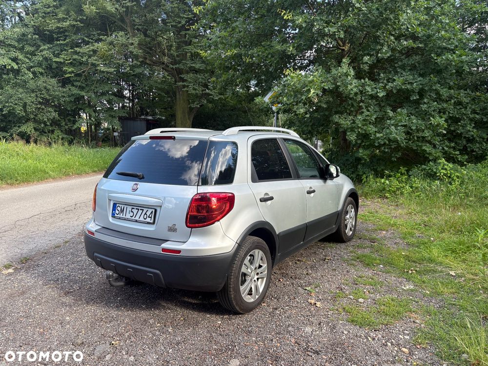 Suzuki SX4 Classic 1.6 VVT 4x4 Club - 5