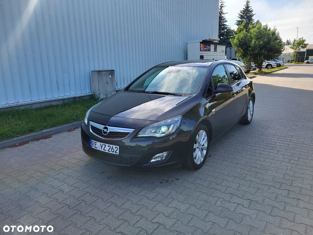 Opel Astra 1.4 Turbo - 1