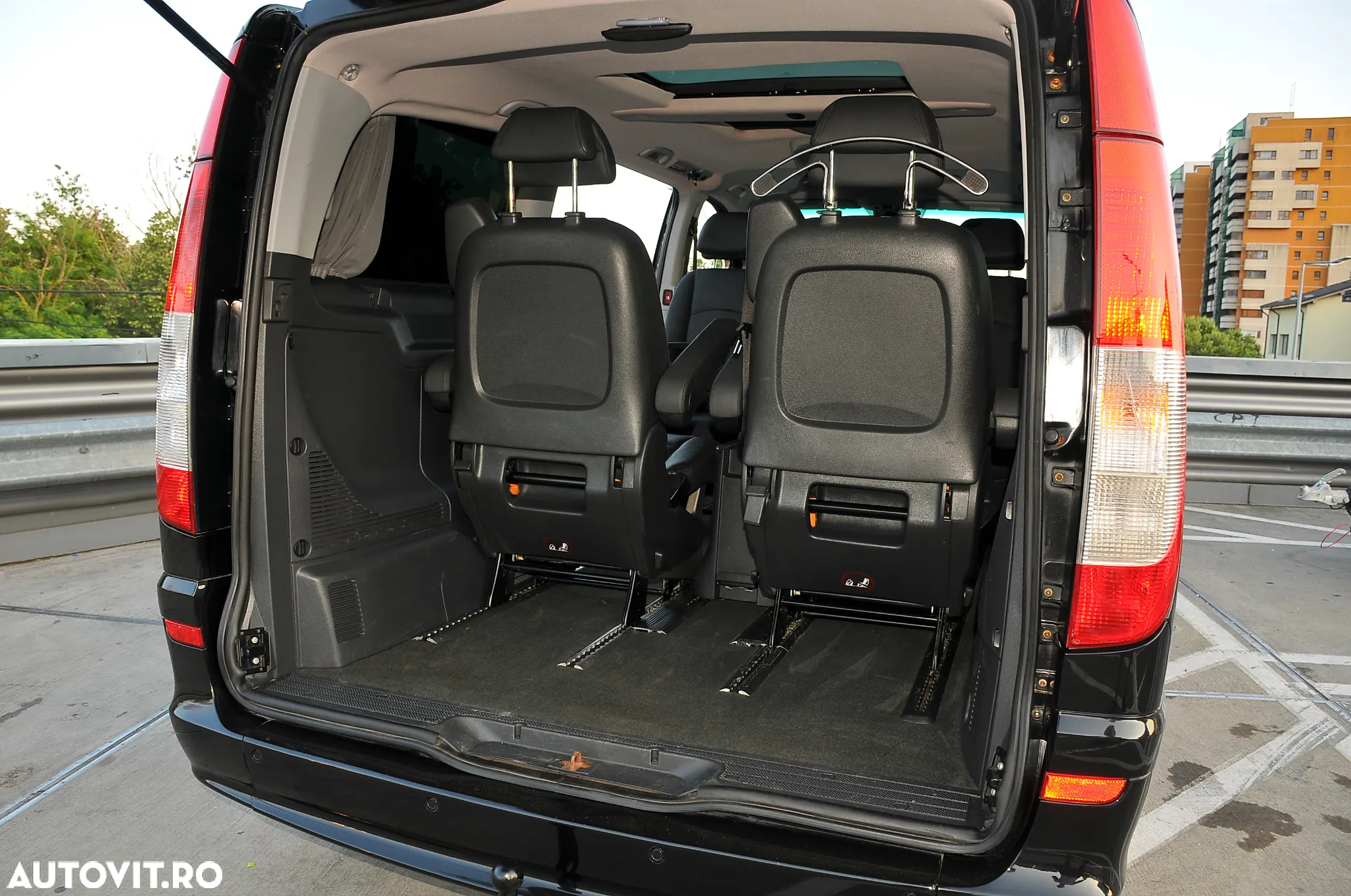 Mercedes-Benz Viano 3.0 CDI Lang Automatik X-CLUSIVE DPF - 14