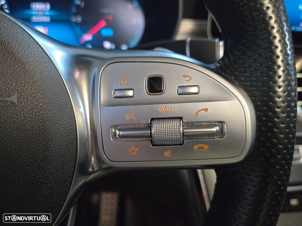 Mercedes-Benz GLC 300 e 4Matic 9G-TRONIC Edition AMG Line - 23