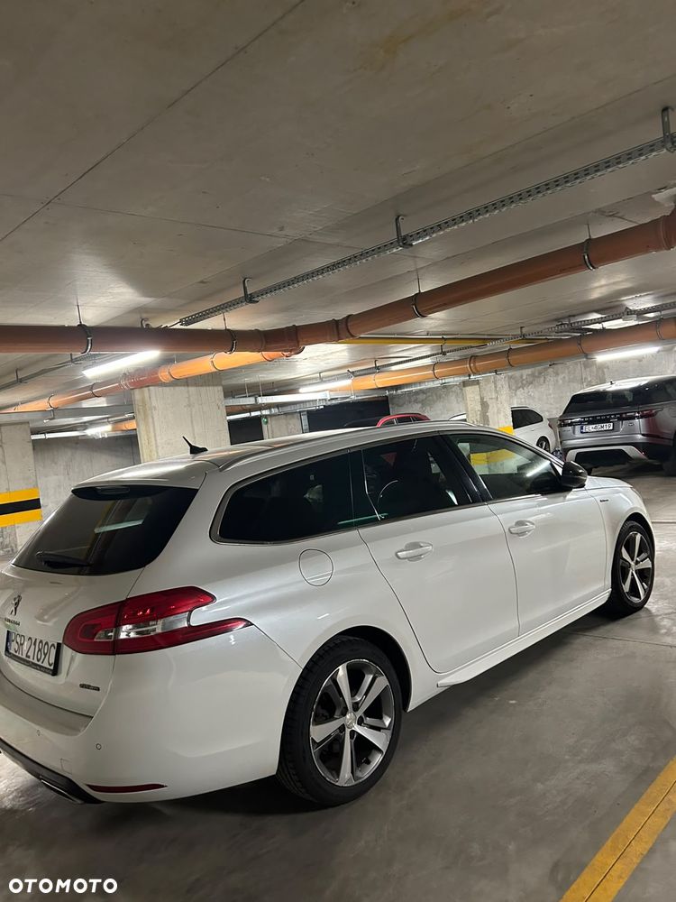 Peugeot 308 1.2 PureTech Allure S&S - 11