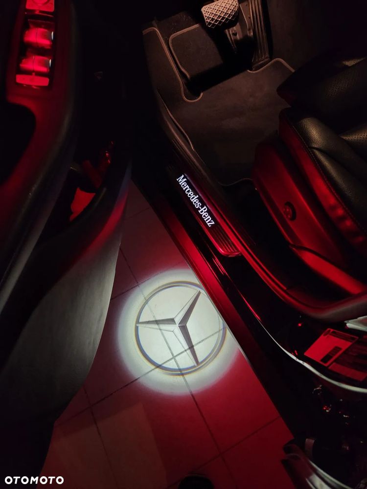 Mercedes-Benz GLC - 12