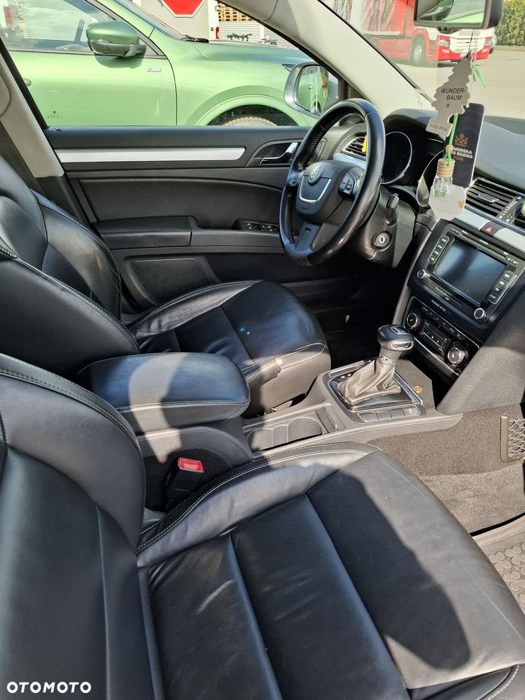 Skoda Superb 2.0 TDI Active DSG - 6