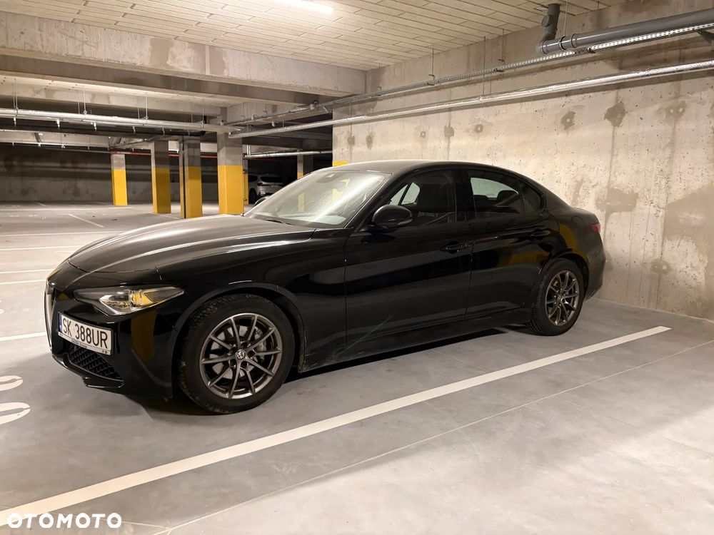 Alfa Romeo Giulia 2.0 Turbo Business - 3