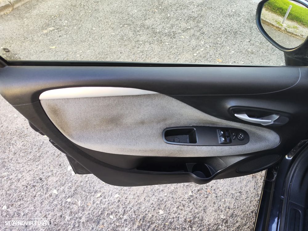 Fiat Punto Evo 1.3 M-Jet Dynamic - 26