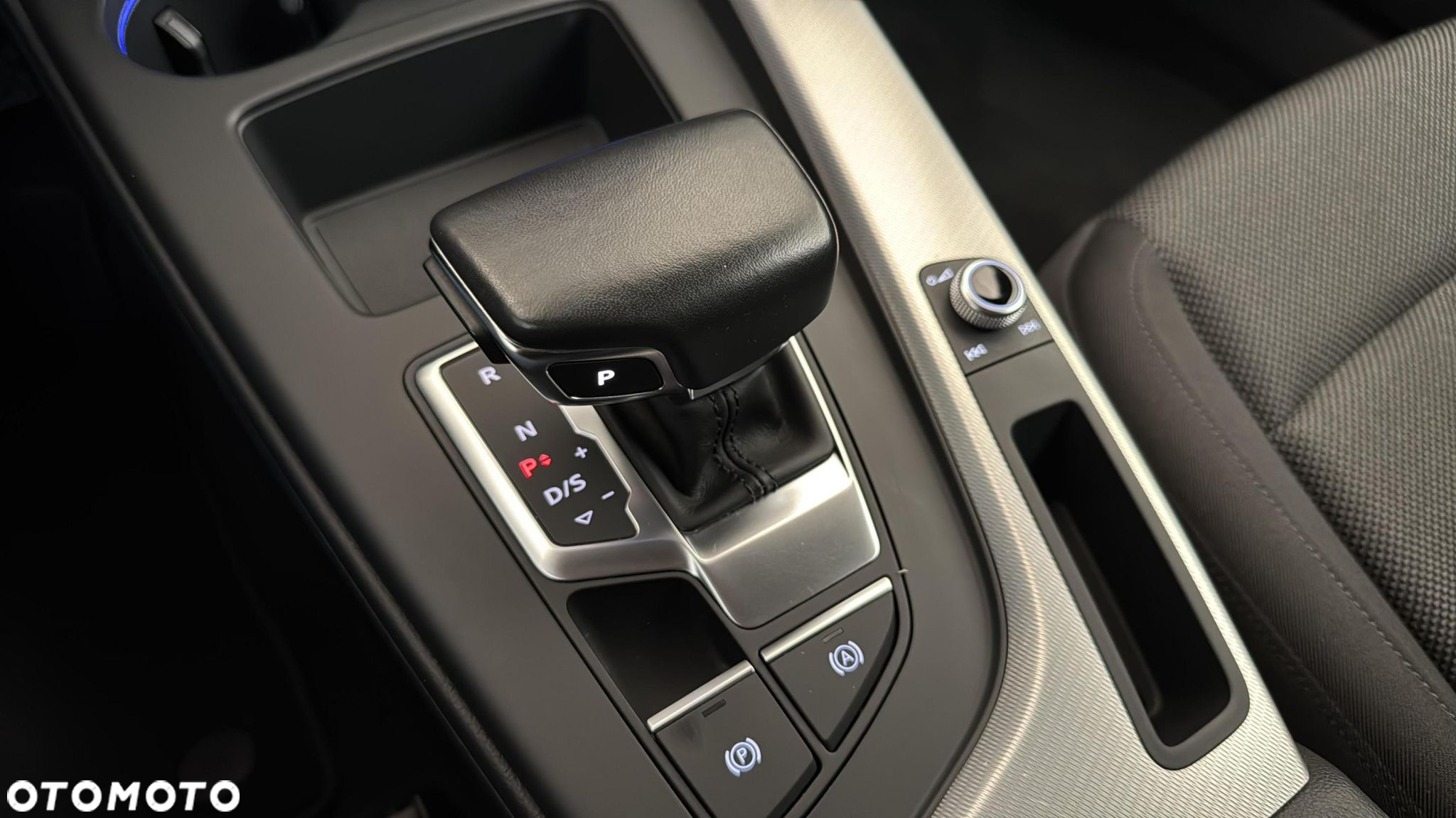 Audi A4 ver-35-tfsi-mhev-s-tronic - 19