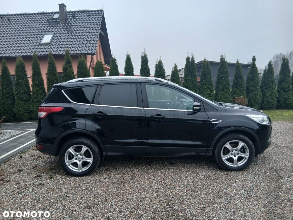 Ford Kuga 1.5 EcoBoost 2x4 Titanium - 2