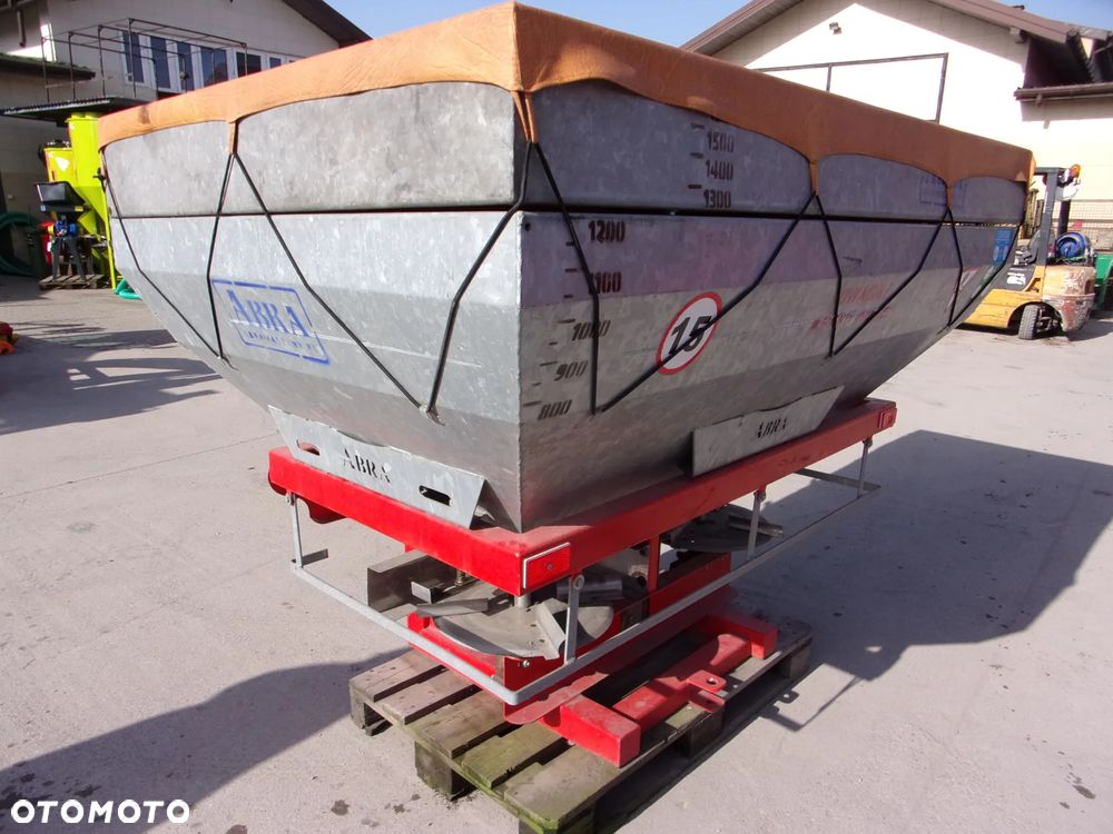 Inny Rozsiewacz nawozów i wapna, taśmowy jedno i dwu tarczowy Kłos, Motyl 300, 400, 600, 800 1000 litrów, Rozsiewacz nawozów dwutarczowy ABRA2 - MAXI, Semior, Unior, Unior2, Mini, Mini2, Rozsiewacz dwutarczowy DEX-WAL (Lift, Tornado duo Turbo), Rozsiewacz nawozów Pronar  FD1-M05 - 14