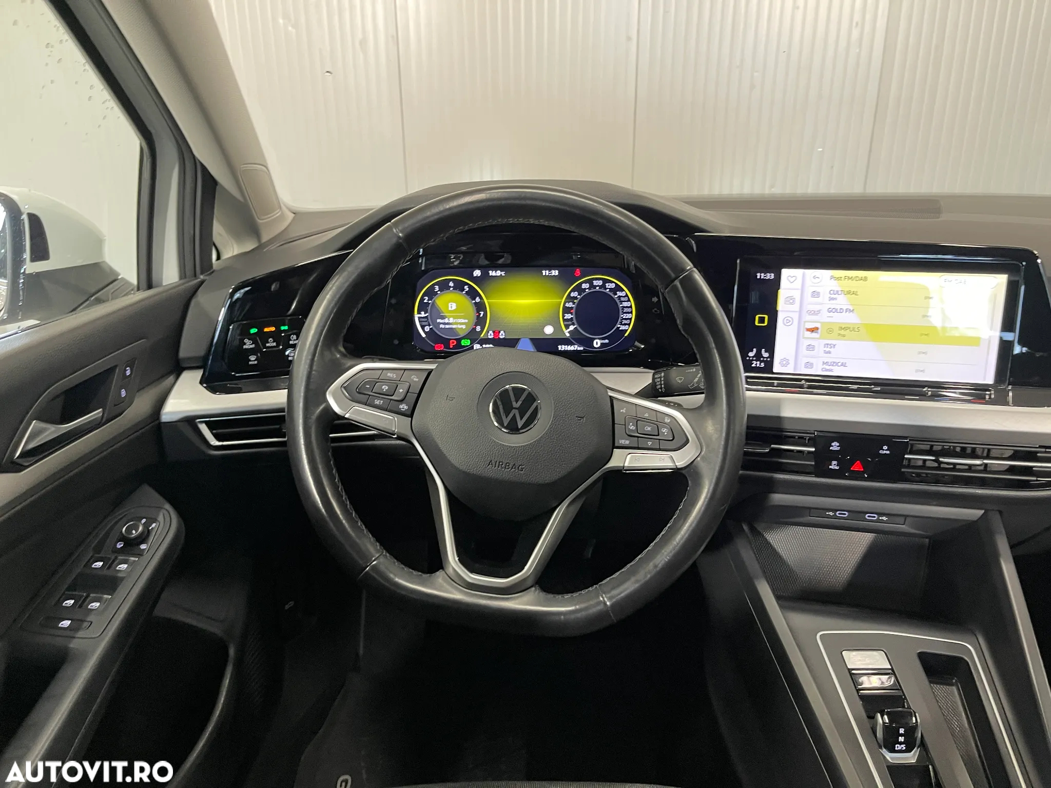 Volkswagen Golf 1.5 eTSI ACT DSG MHEV Life - 6