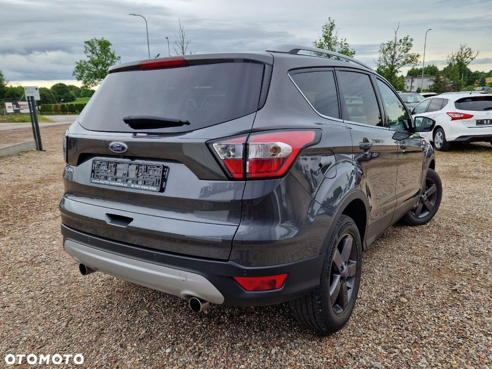 Ford Kuga - 25