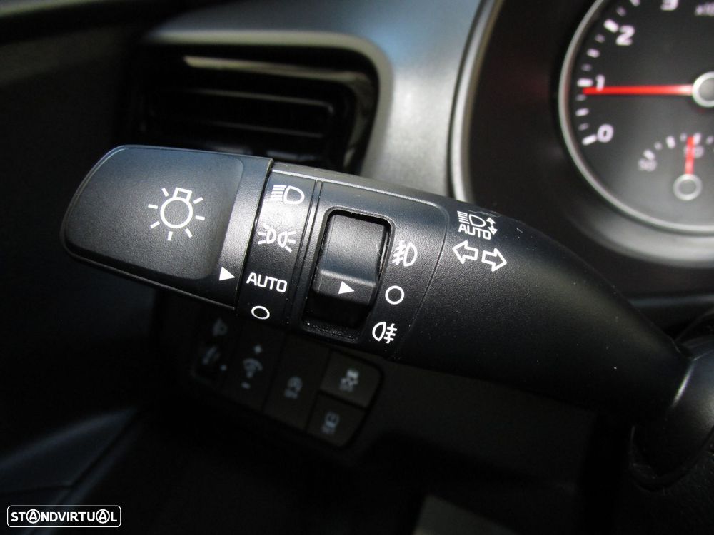 Kia Stonic 1.0 T-GDI Drive - 24