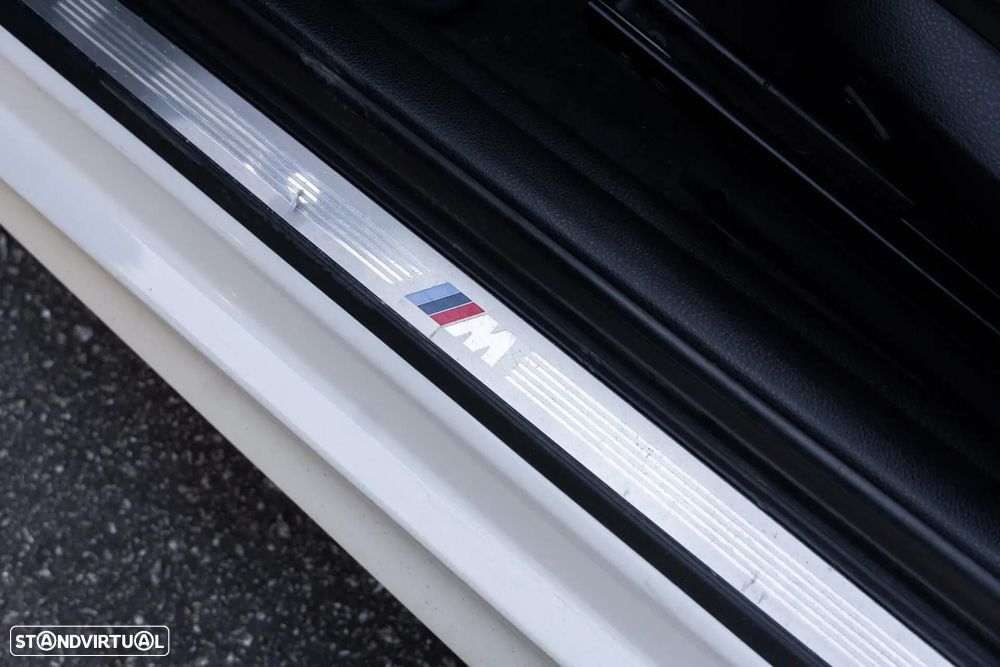 BMW 218 d Coupe Pack M Auto - 42