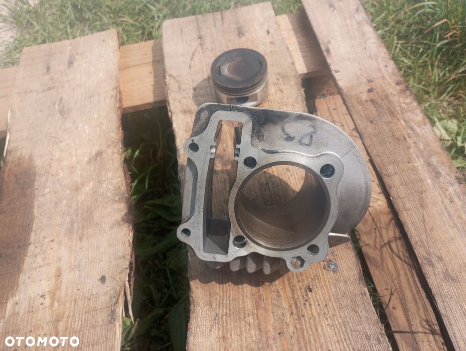 Cylinder quad Bashan 200  tuleja tłok silnika L5 - 4