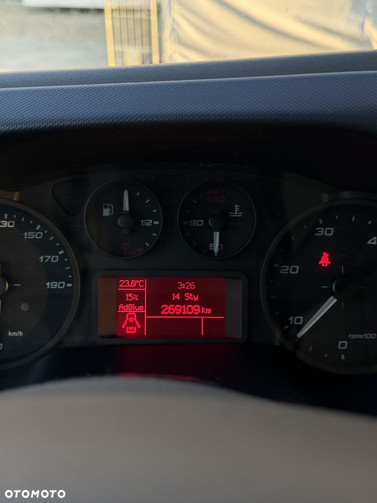 Iveco 35C18 - 7