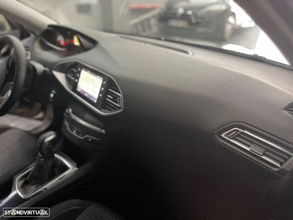 Peugeot 308 SW 1.6 BlueHDi Active - 21