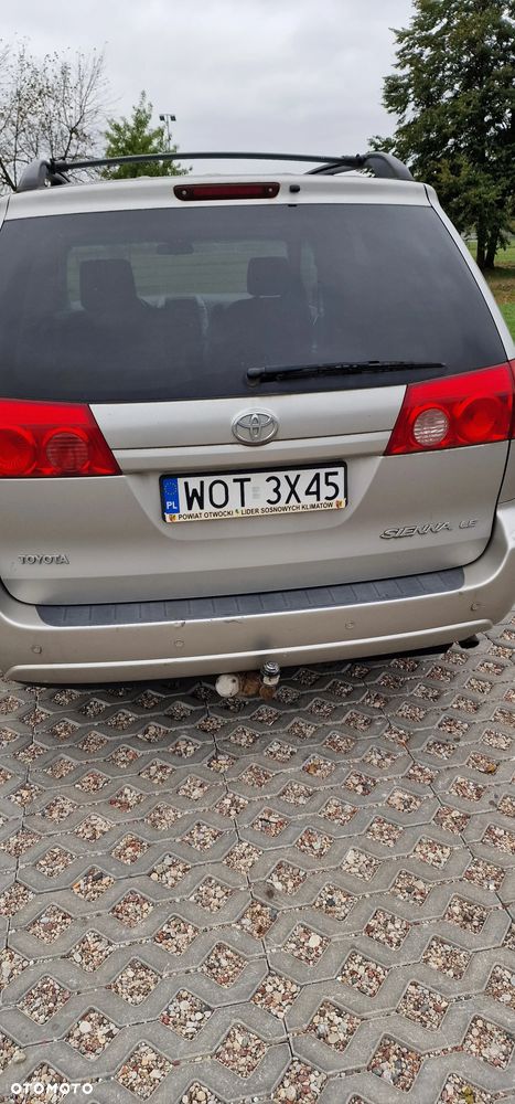 Toyota Sienna 3.3 LE AWD - 6