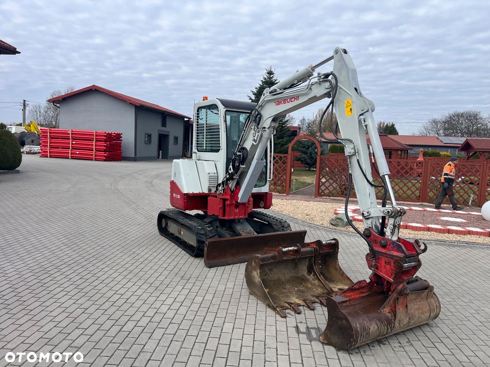 Takeuchi FR 138 - 2