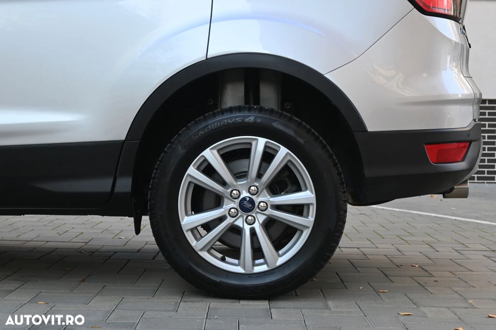 Ford Kuga 2.0 TDCi 4WD Powershift Titanium - 18