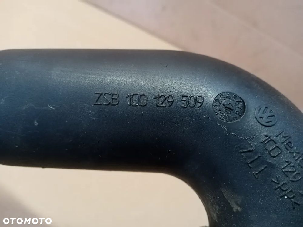 Przewód wąż rura dolot powietrza VW New Beetle 1.4 1C0129509 - 7
