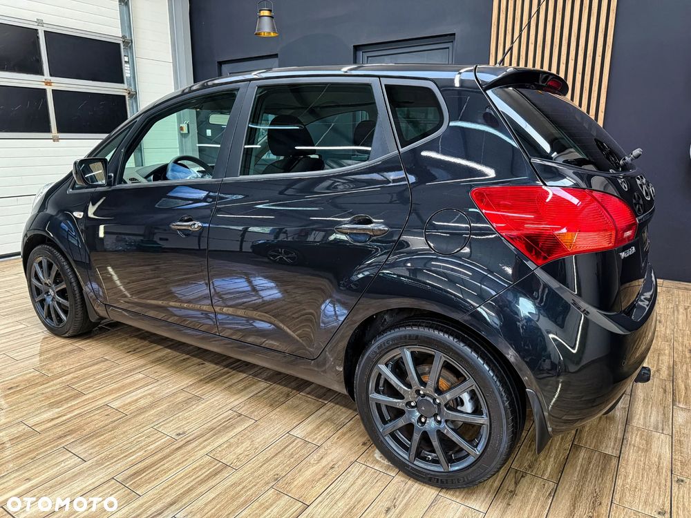 Kia Venga 1.6 CVVT Automatik UEFA EURO 2016 - 10