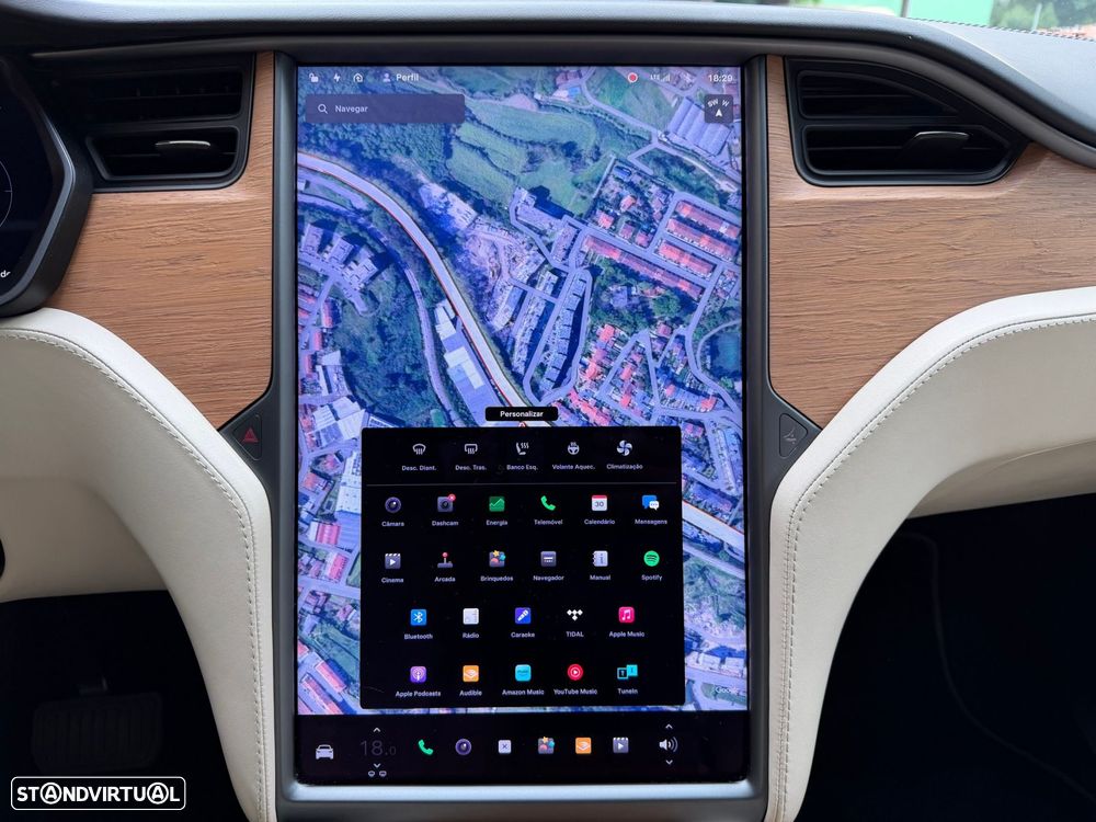 Tesla Model X 100 kWh Long Range Plus AWD - 24