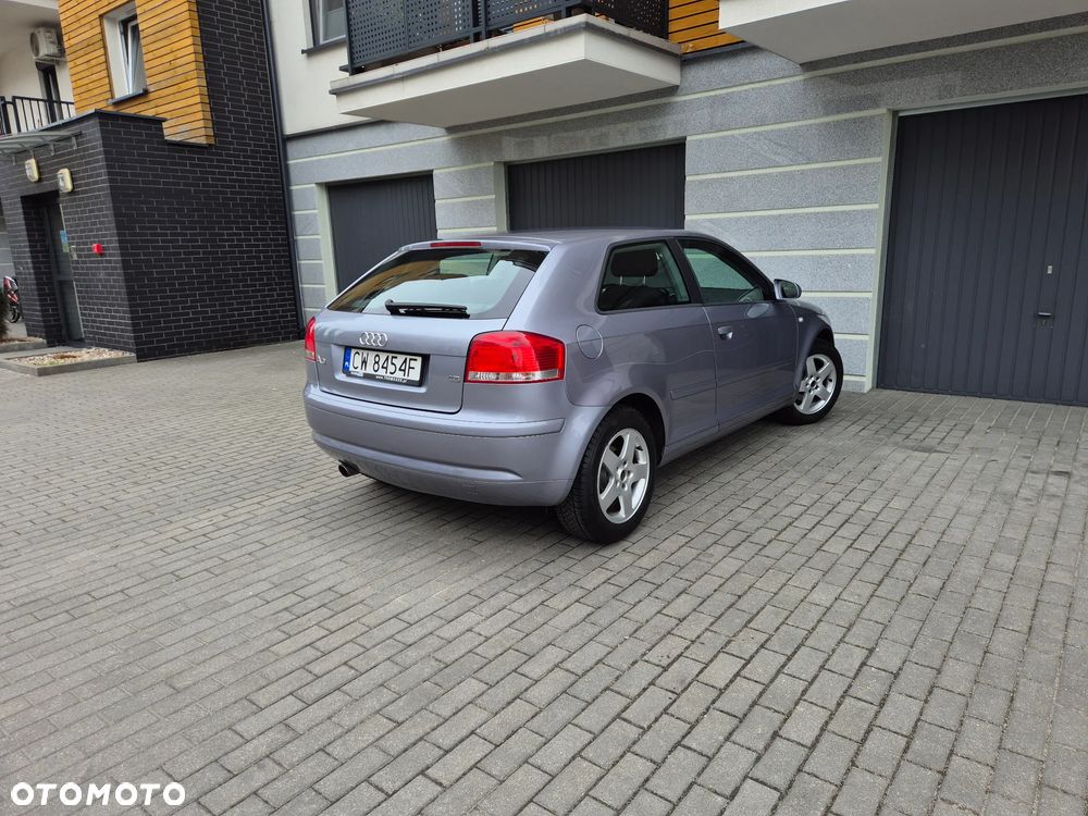 Audi A3 3-drzwiowe 1.6 Ambiente - 5