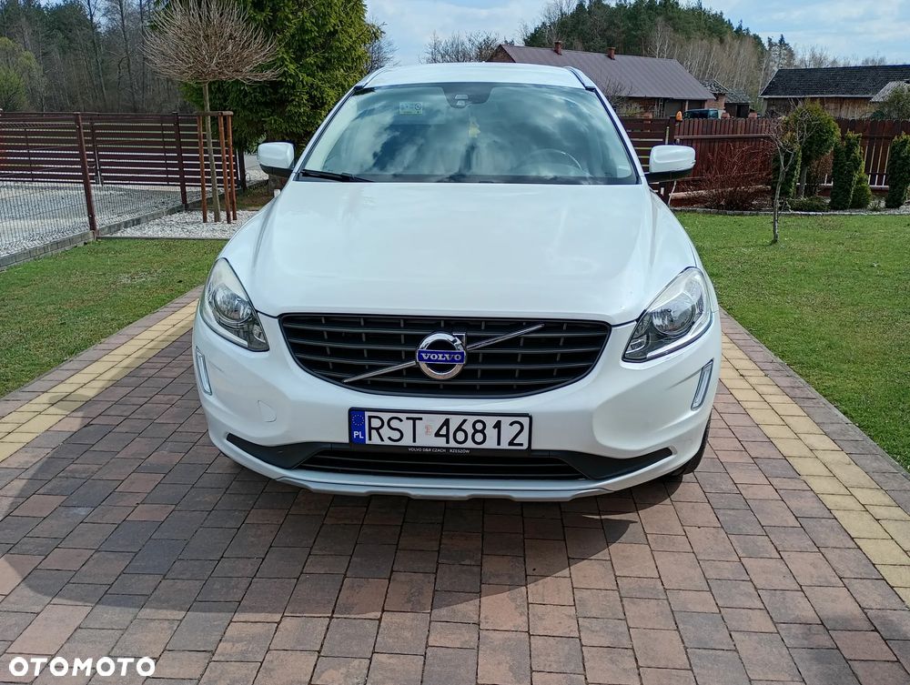 Volvo XC 60 D3 Drive-E Ocean Race - 1