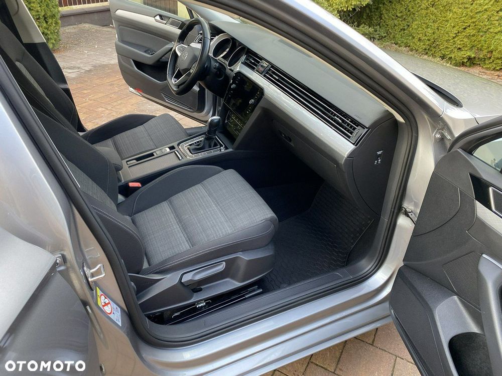 Volkswagen Passat 2.0 TSI Business DSG - 36