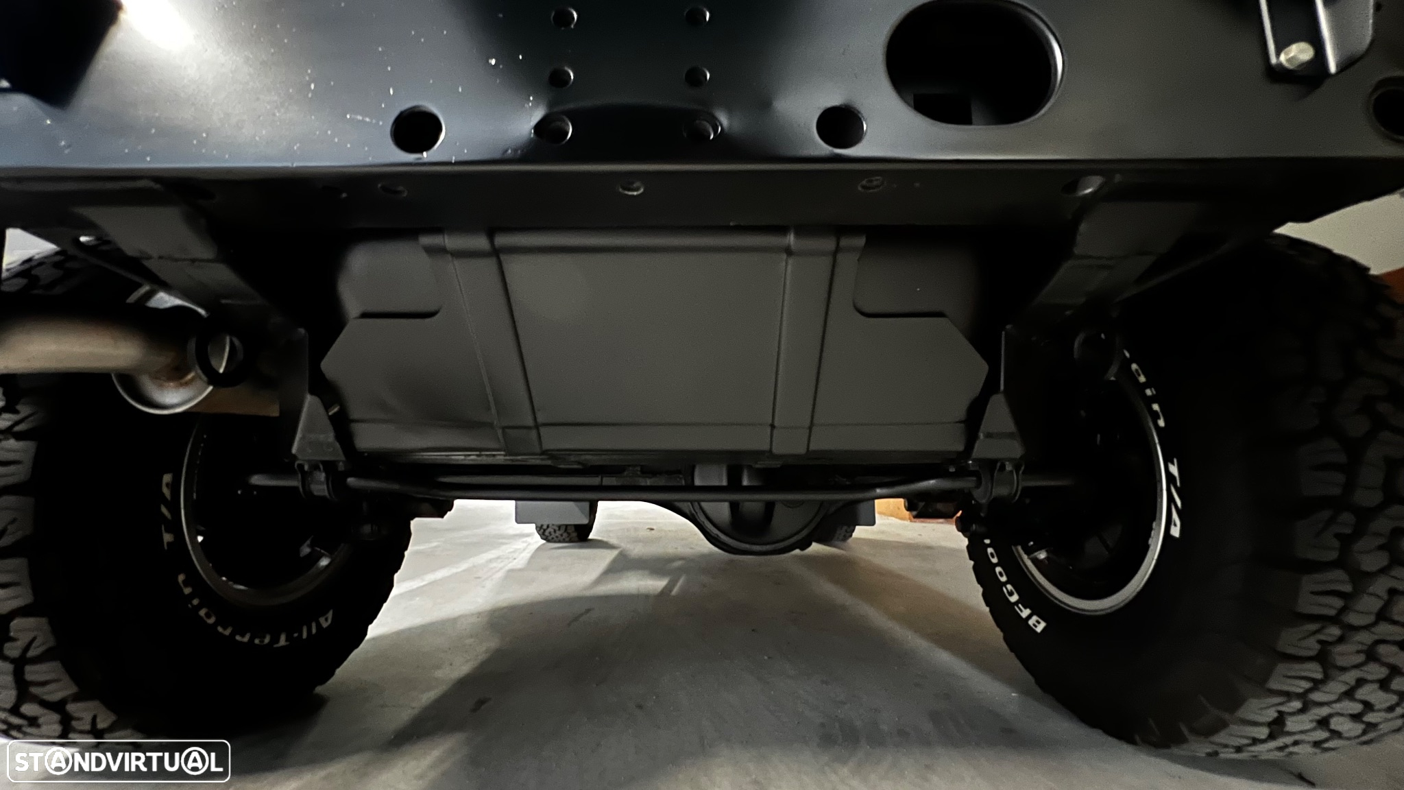 Land Rover Defender 90 SW 2.5 Td5 S - 25