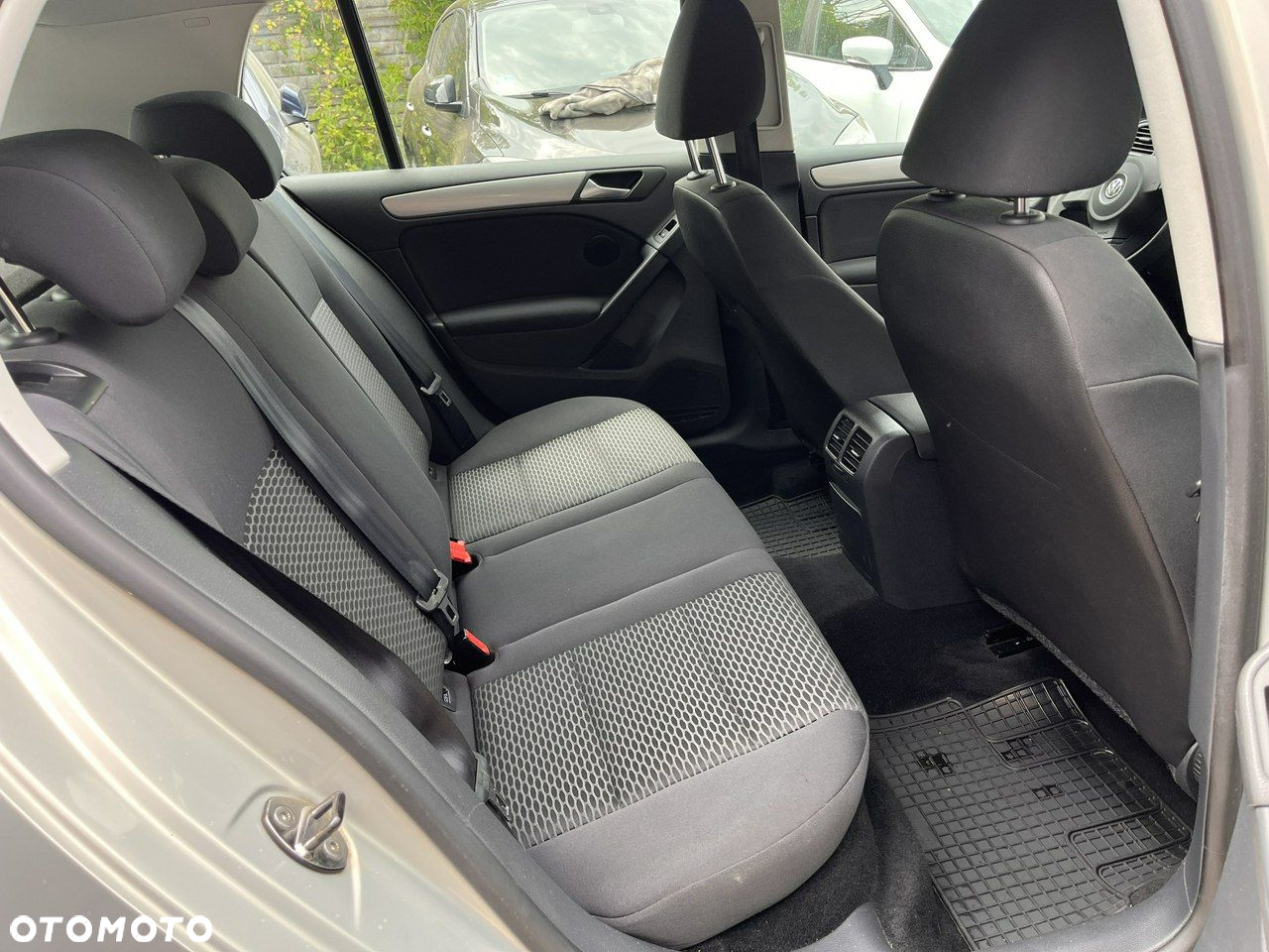 Volkswagen Golf - 20