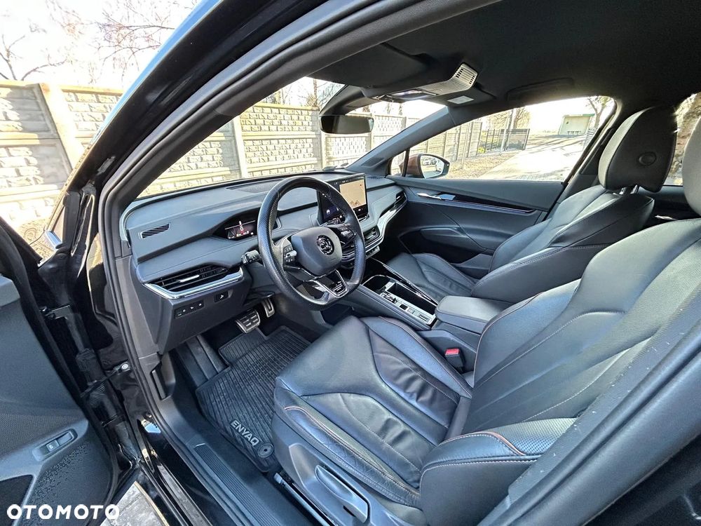 Skoda Enyaq 60 62kWh Founders - 9