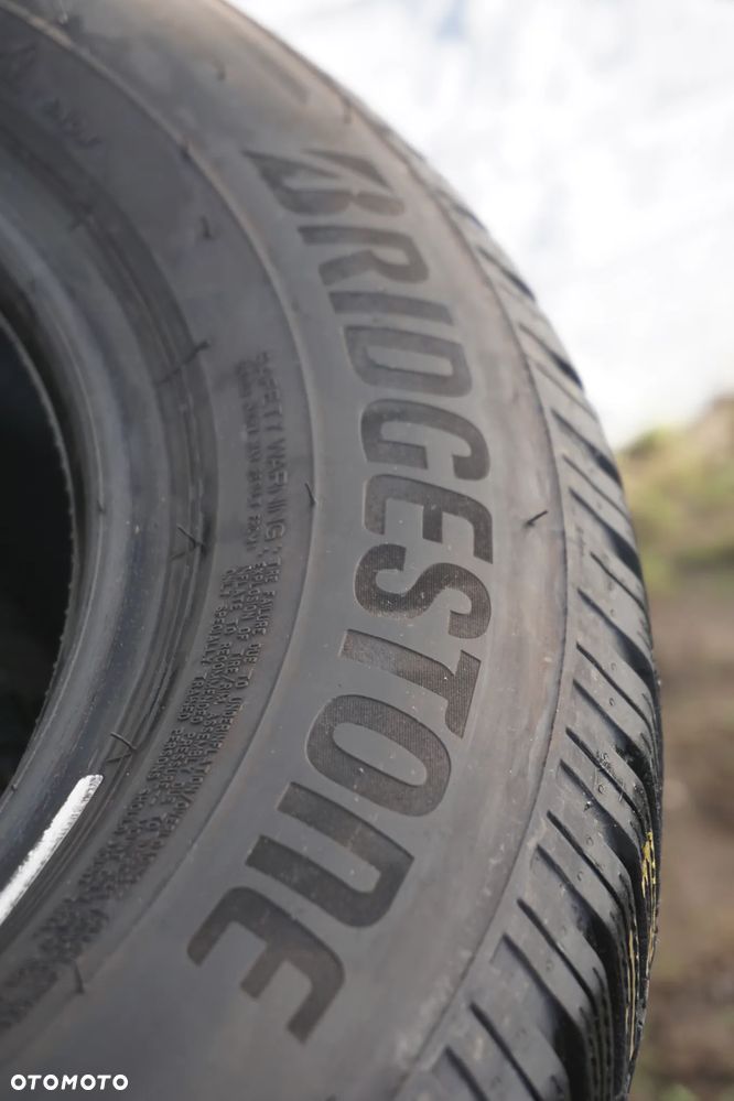 215 65 17 Bridgestone blizzak LM005 22r - 6