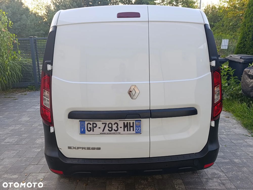 Renault Express - 9