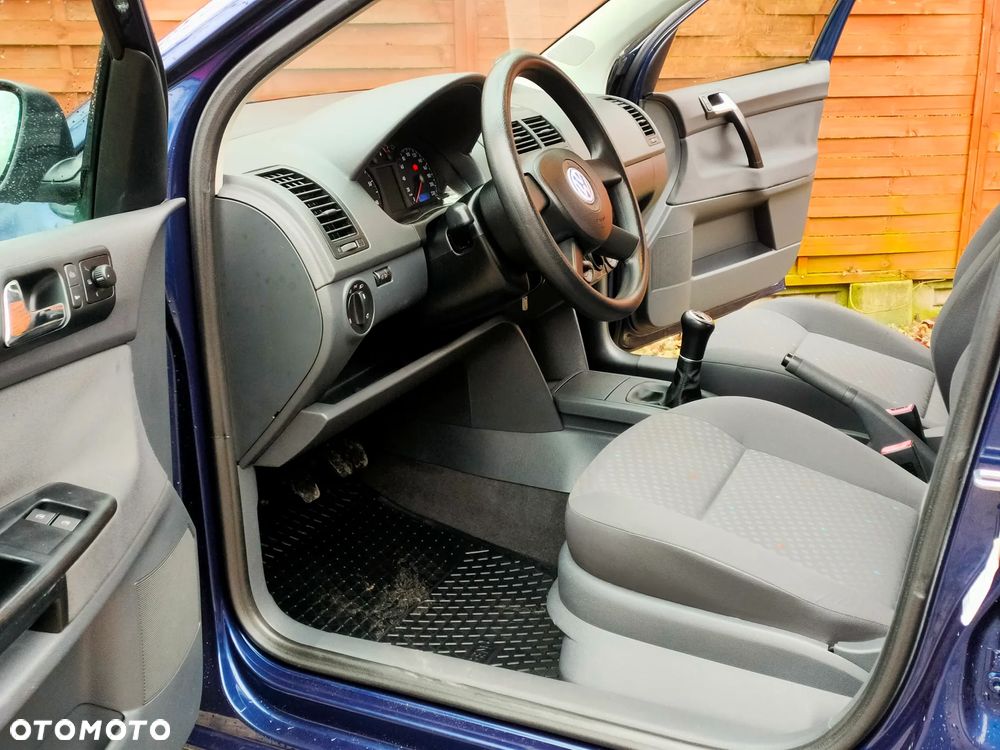 Volkswagen Polo 1.2 - 6