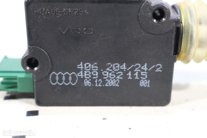 Fecho Da Mala Audi A3 (8L1)  4B9962115 / 4B9 962 115 - 7