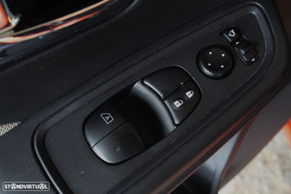 Nissan Micra 0.9 IG-T Tekna Orange Vibes S/S - 41