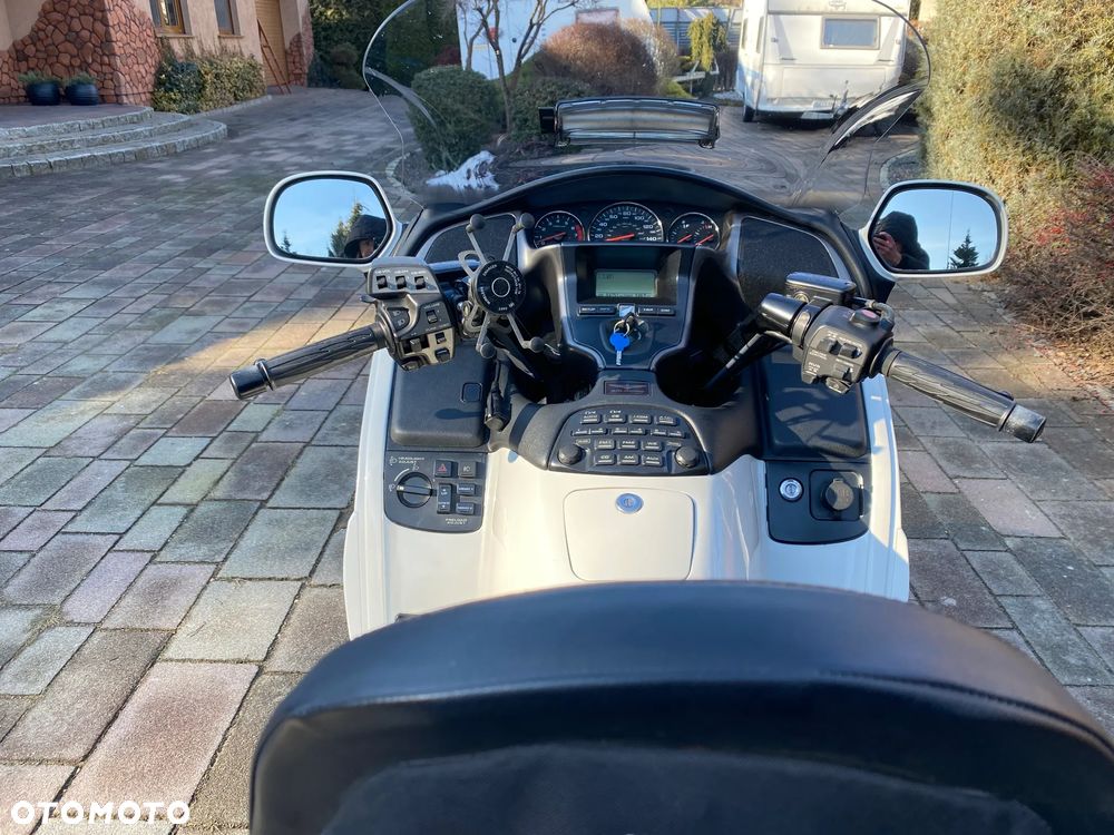 Honda GL - 10