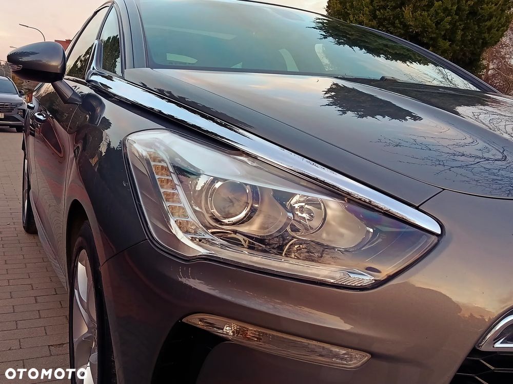 Citroën DS5 e-HDi 110 EGS6 SoChic - 7