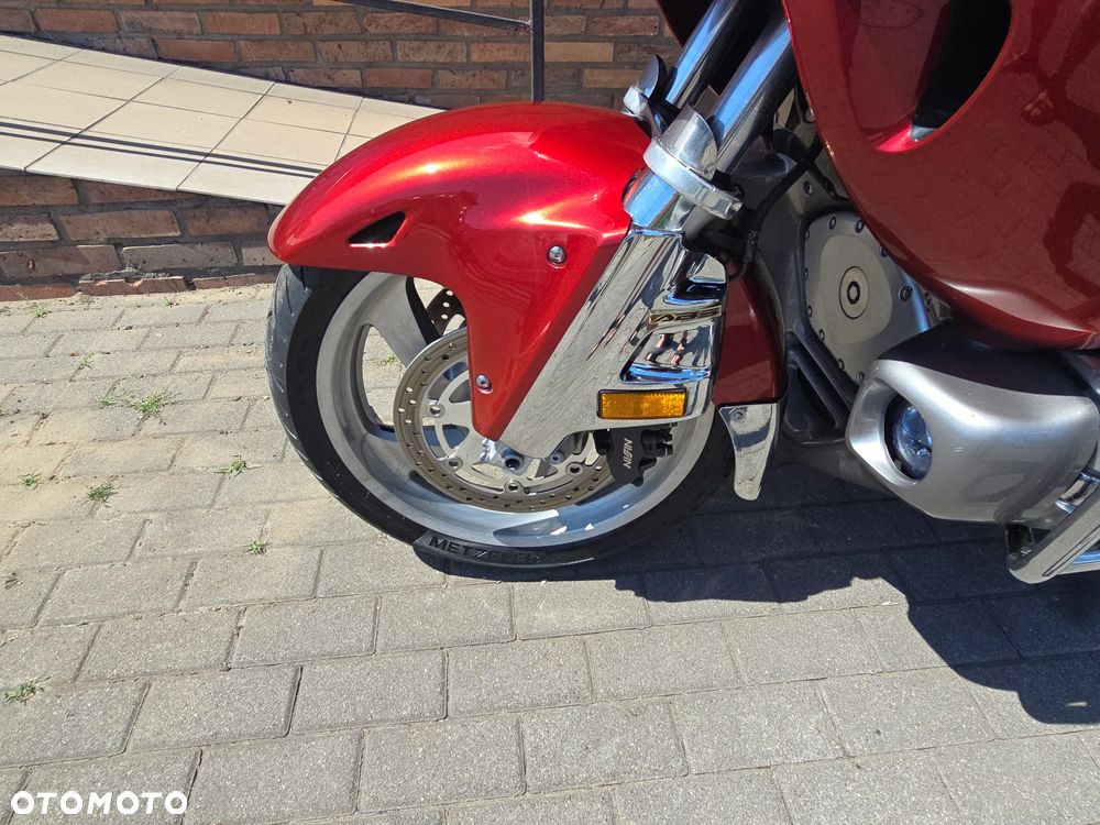 Honda GL - 16