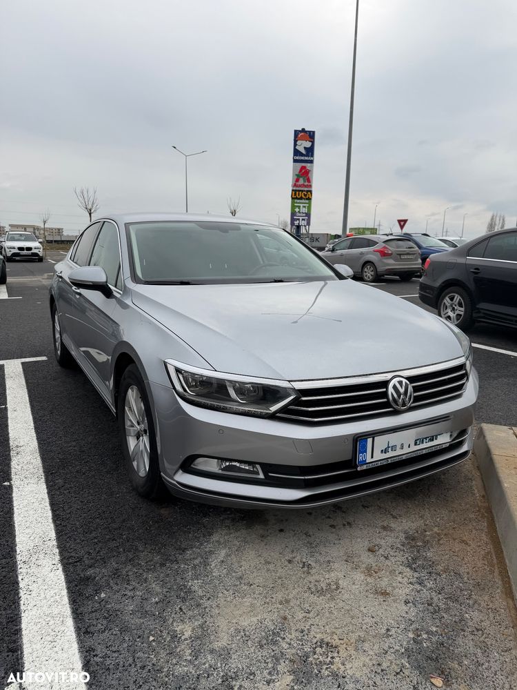 Volkswagen Passat 2.0 TDI (BlueMotion Technology) DSG Comfortline - 1