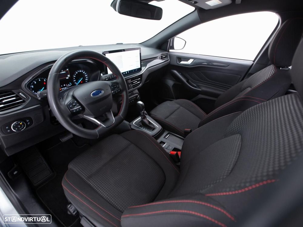 Ford Focus - 8