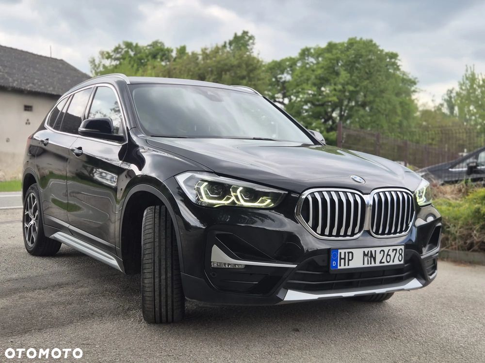 BMW X1 xDrive18d xLine - 4