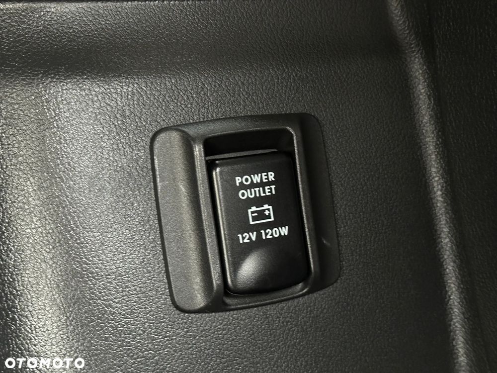 Mitsubishi Outlander 2.0 2WD CVT Diamant Edition+ - 28